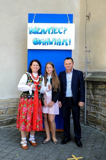 Różaniec z młodymi w Łącku