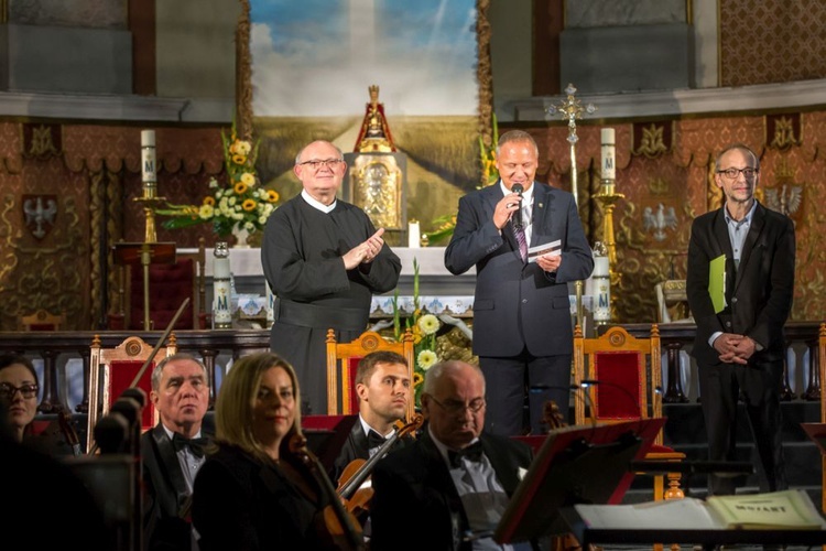 Koncert w bardzkiej bazylice