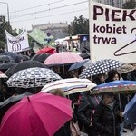 Co na sztandarach feministek? Matka Boża i aborcja