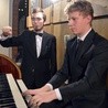 Koncert na odrestaurowanym instrumencie dali Damian Skierczyński (za klawiaturą) i Piotr Dziewiecki