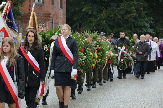 Pogrzeb płk. Zbigniewa Lazarowicza ps. "Bratek"