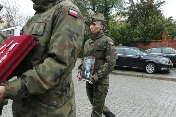 Pogrzeb płk. Zbigniewa Lazarowicza ps. "Bratek"