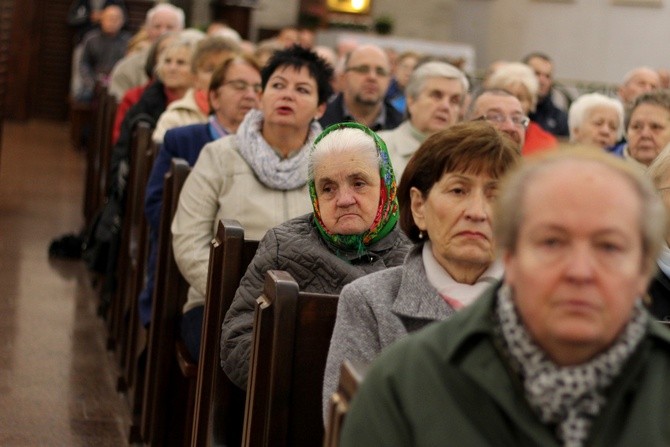 Msza św. za ojczyznę w Krakowie-Mistrzejowicach