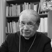 Zmarł biskup Wacław Świerzawski
