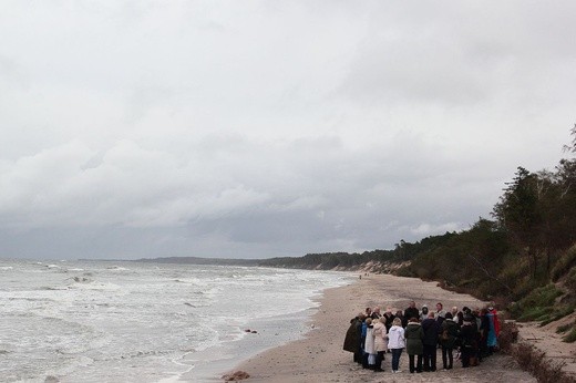Różaniec do Granic na plaży w Ustce
