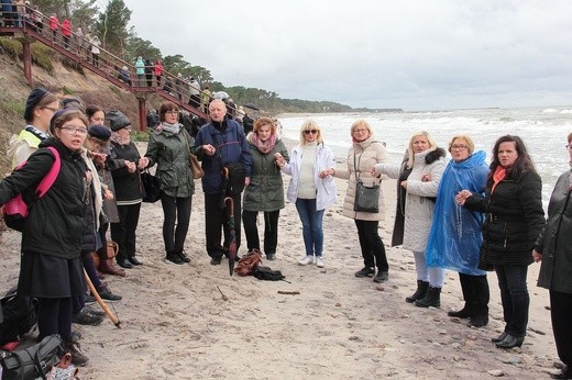 Różaniec do Granic na plaży w Ustce