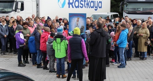 Zamiast paszportu - różaniec