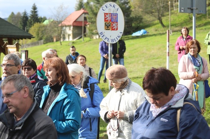 Różaniec do Granic na Trzycatku w Jaworzynce