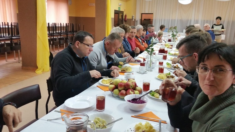 Służby pielgrzymkowe w Małujowicach