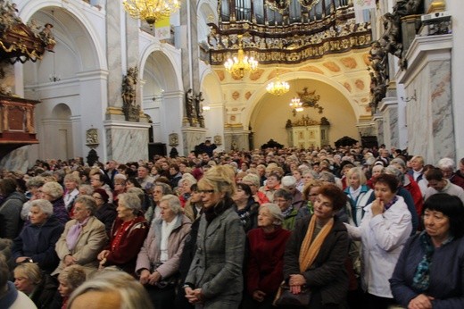 Pielgrzymka, różaniec i córka świętej