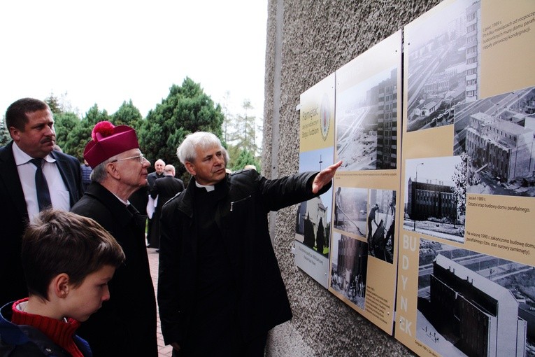 25 lat parafii MB Różańcowej w Krakowie-Piaskach Nowych