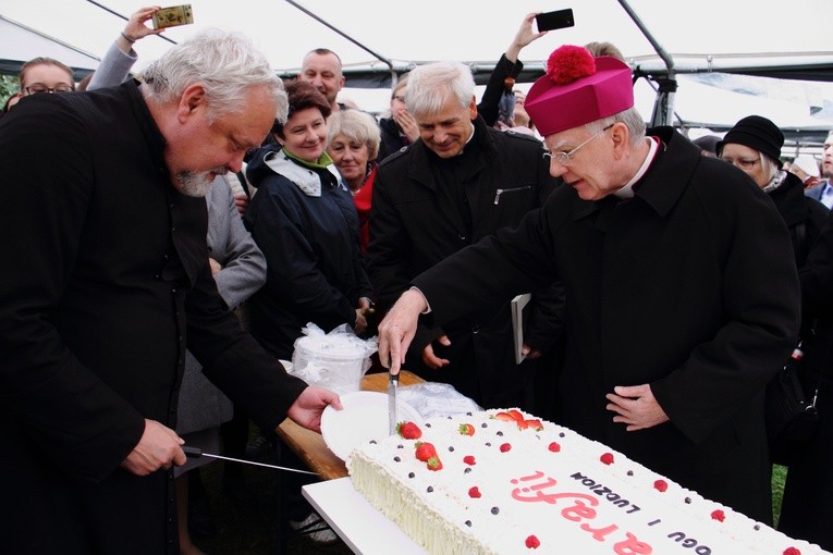 25 lat parafii MB Różańcowej w Krakowie-Piaskach Nowych