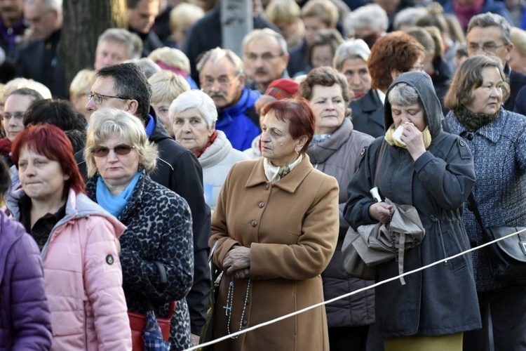 Ostatnia procesja fatimska z parafii pw. św. Andrzeja Boboli