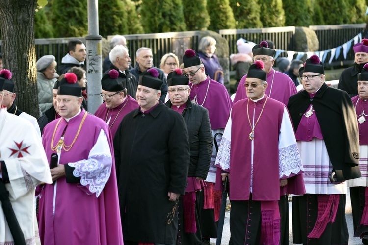 Ostatnia procesja fatimska z parafii pw. św. Andrzeja Boboli