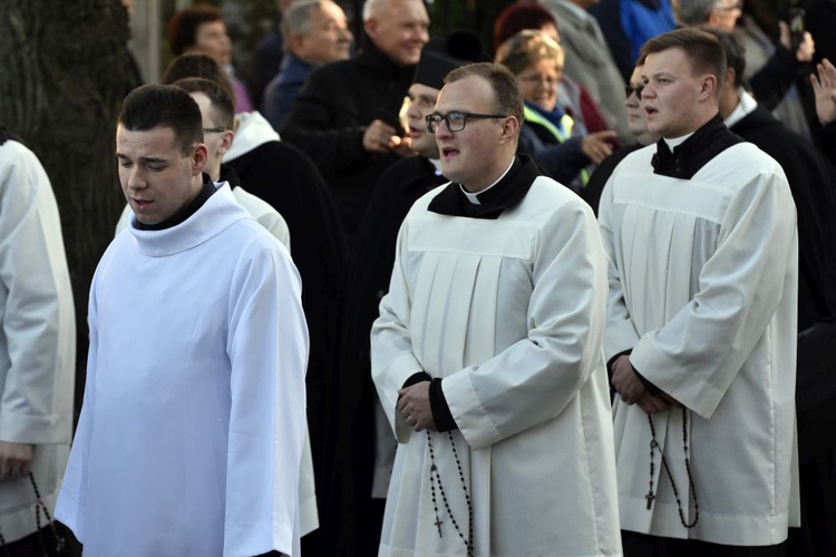 Ostatnia procesja fatimska z parafii pw. św. Andrzeja Boboli