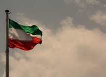 Iran grozi USA "miażdżącą reakcją"