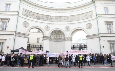 Protest lekarzy: Nie przerwiemy protestu głodowego, dopóki nie siądziemy do negocjacji