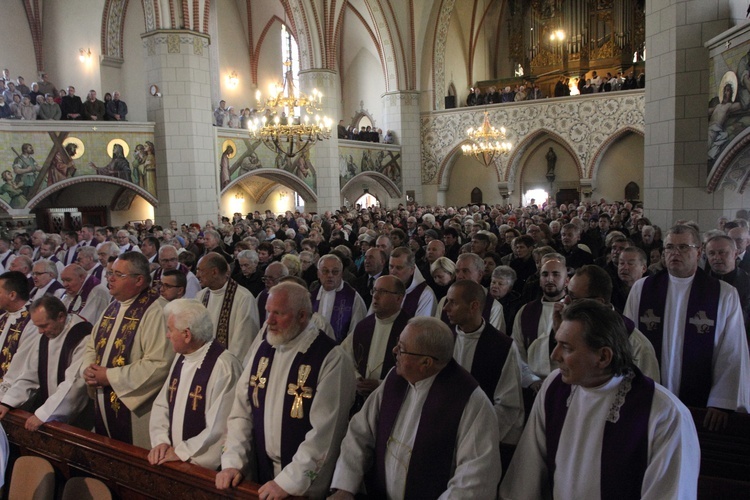 Kapłan, który kochał legniczan