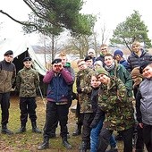 Nazwa drużyny  FDDH to skrót. Jego rozwinięcie można poznać dopiero  po kilku miesiącach służby.