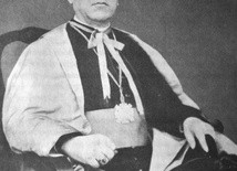 Ks. Jan Kapica.