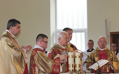 Uroczystość rozpoczęła Msza św. koncelebrowana.