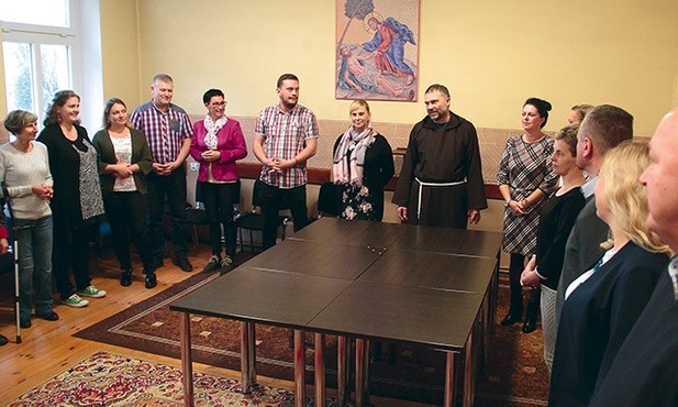 Siłą kursu jest gra zespołowa. O jego przebieg dba duszpasterz i ekipa złożona ze świeckich