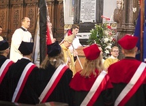 ▲	To dobra tradycja – na początek kolejnego roku pracy i studiów środowiska uczelniane szukają duchowego wsparcia.