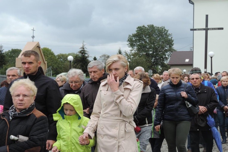 Różaniec do Granic w Pogwizdowie