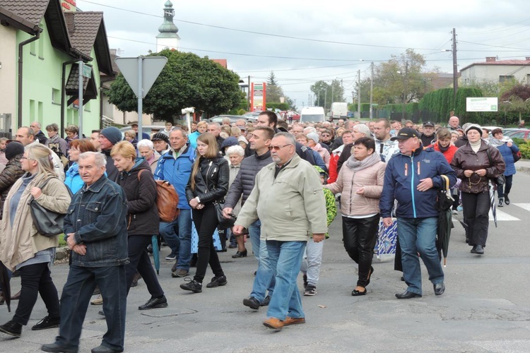 Różaniec do Granic w Pogwizdowie