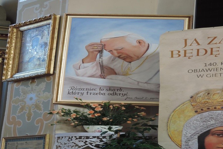 Różaniec do Granic w Pogwizdowie