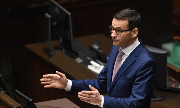 Morawiecki: W przyszłym roku wydatki na cele społeczne sięgną 75 mld zł 