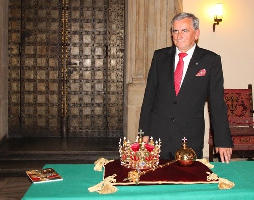 Tajemnice królewskich koron