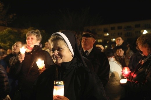 Różańcowa procesja fatimska w Czechowicach-Dziedzicach