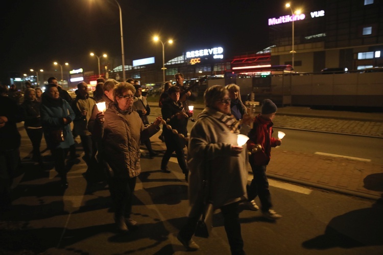 Różańcowa procesja fatimska w Czechowicach-Dziedzicach