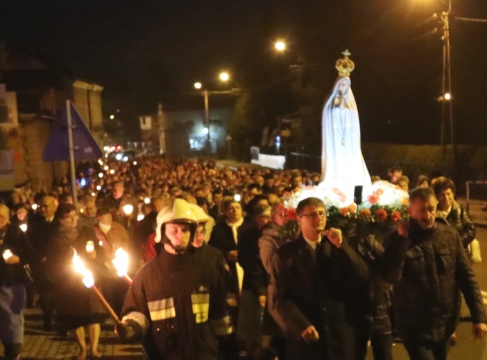 Różańcowa procesja fatimska w Czechowicach-Dziedzicach