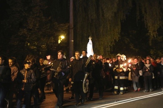 Różańcowa procesja fatimska w Czechowicach-Dziedzicach
