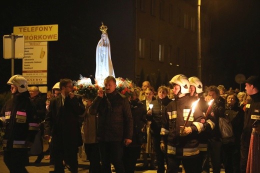 Różańcowa procesja fatimska w Czechowicach-Dziedzicach