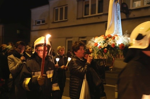 Różańcowa procesja fatimska w Czechowicach-Dziedzicach