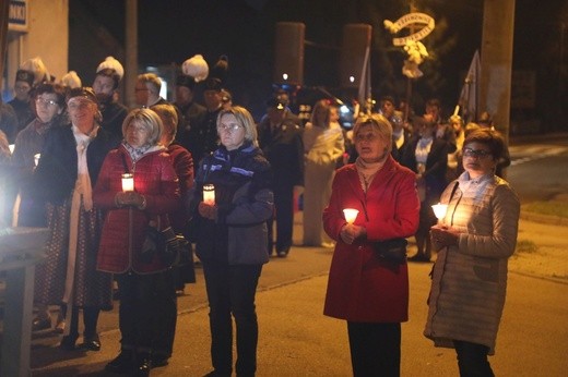 Różańcowa procesja fatimska w Czechowicach-Dziedzicach