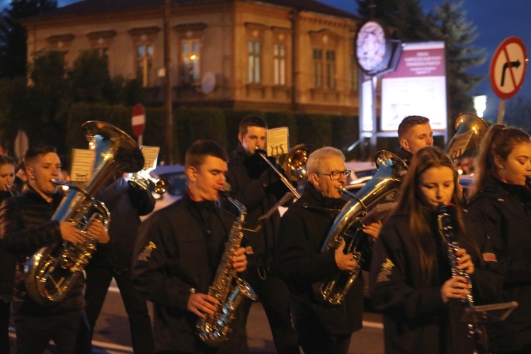 Różańcowa procesja fatimska w Czechowicach-Dziedzicach