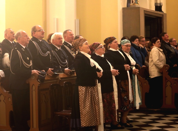 Różańcowa procesja fatimska w Czechowicach-Dziedzicach