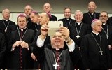 Biskupi z zupełnie innej perspektywy i selfie... z nuncjuszem