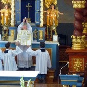 Umiłowanie liturgii, nie elitaryzm