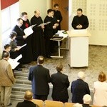 Pierwsza sesja synodu