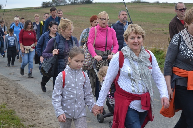 Pielgrzymka trzebnicka 2017 - cz. 11 (grupa z Obornik Śląskich)