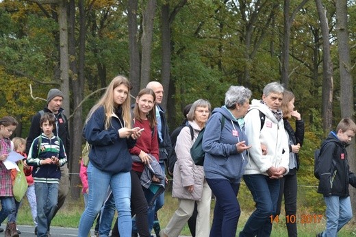 Pielgrzymka trzebnicka 2017 - cz. 11 (grupa z Obornik Śląskich)