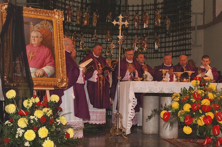 Pożegnanie w katedrze koszalińskiej