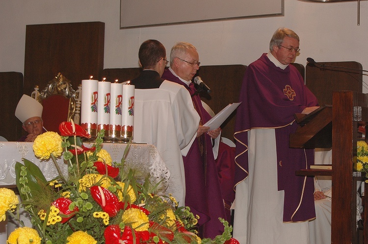 Pożegnanie w katedrze koszalińskiej