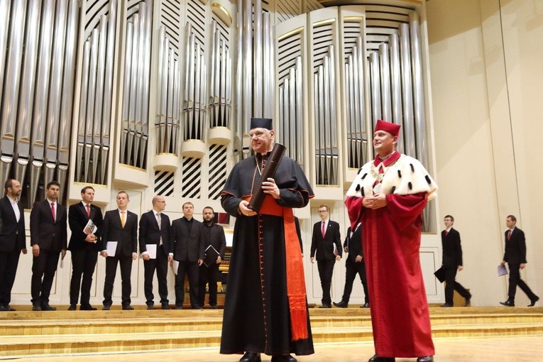  Kard. Gerhard Müller: Nie możemy Kościoła przemieniać w zależności od naszego widzimisię