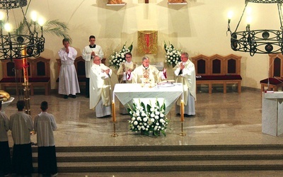 Eucharystii przewodniczył bp Jan Kopiec.